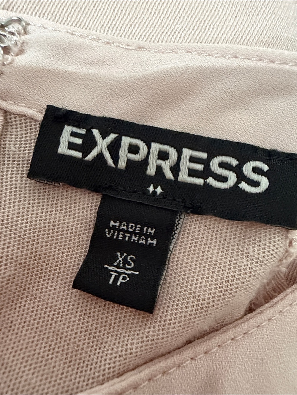 Express lite Pink tank top Blouse - size XSmall - Picture 4 of 8